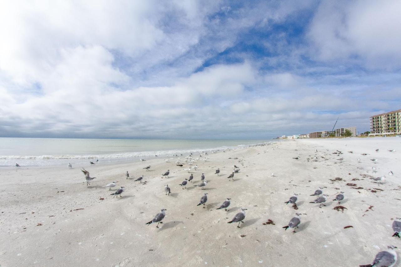 401 Beach Place Condos St. Pete Beach Zewnętrze zdjęcie