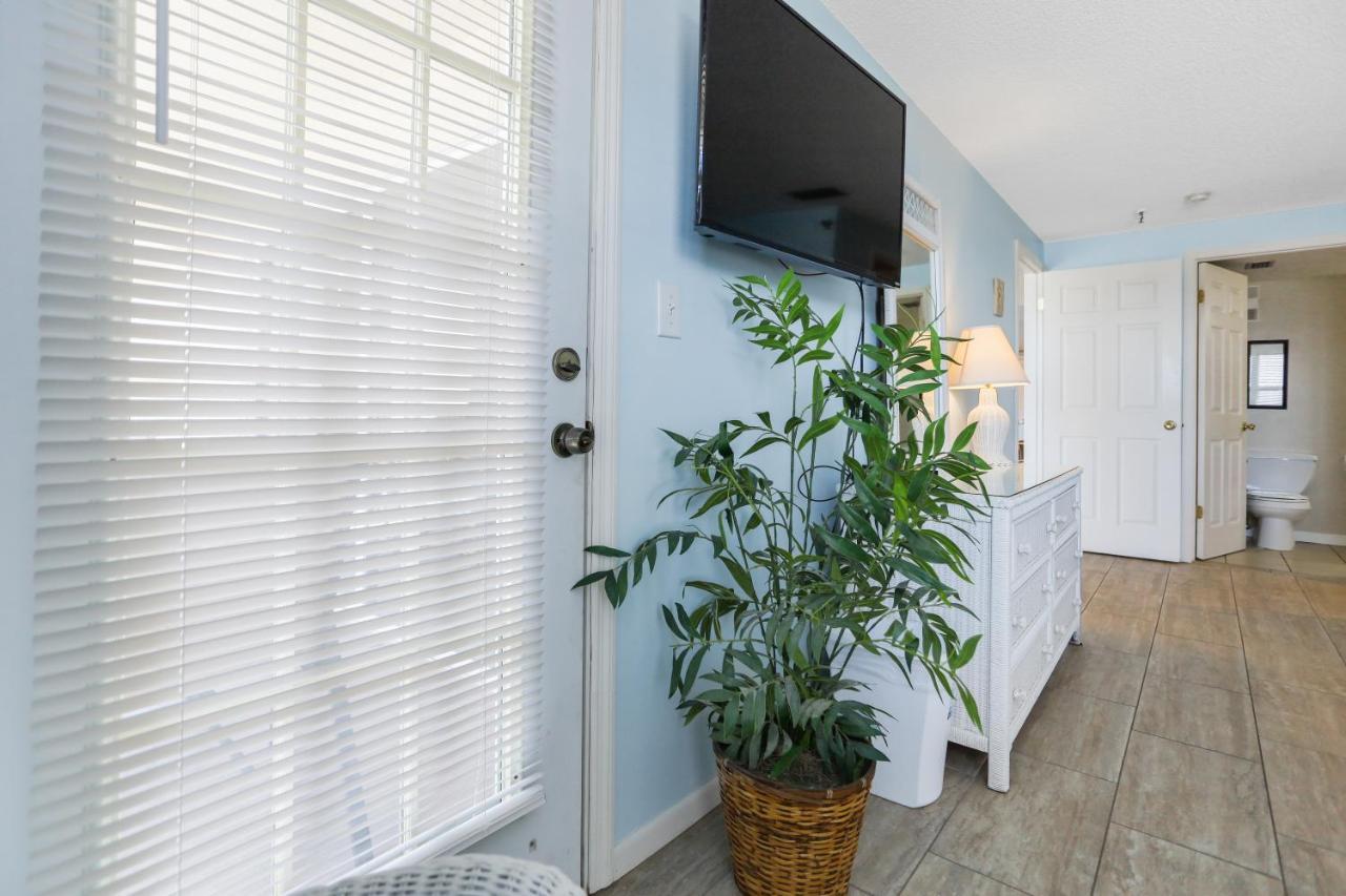 401 Beach Place Condos St. Pete Beach Zewnętrze zdjęcie