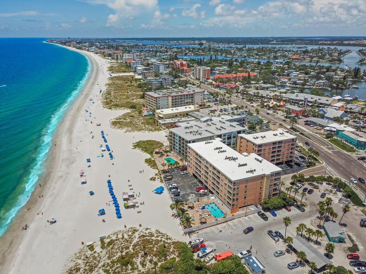 401 Beach Place Condos St. Pete Beach Zewnętrze zdjęcie